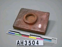 藏品(褐釉陶製粿模)的圖片